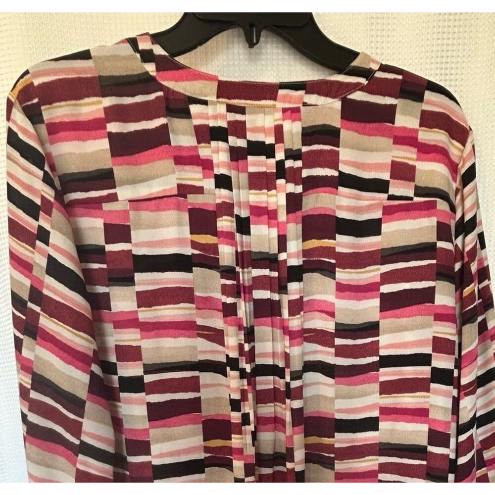 JM Collection Multicolor Geometric Blouse - Picture 2 of 12